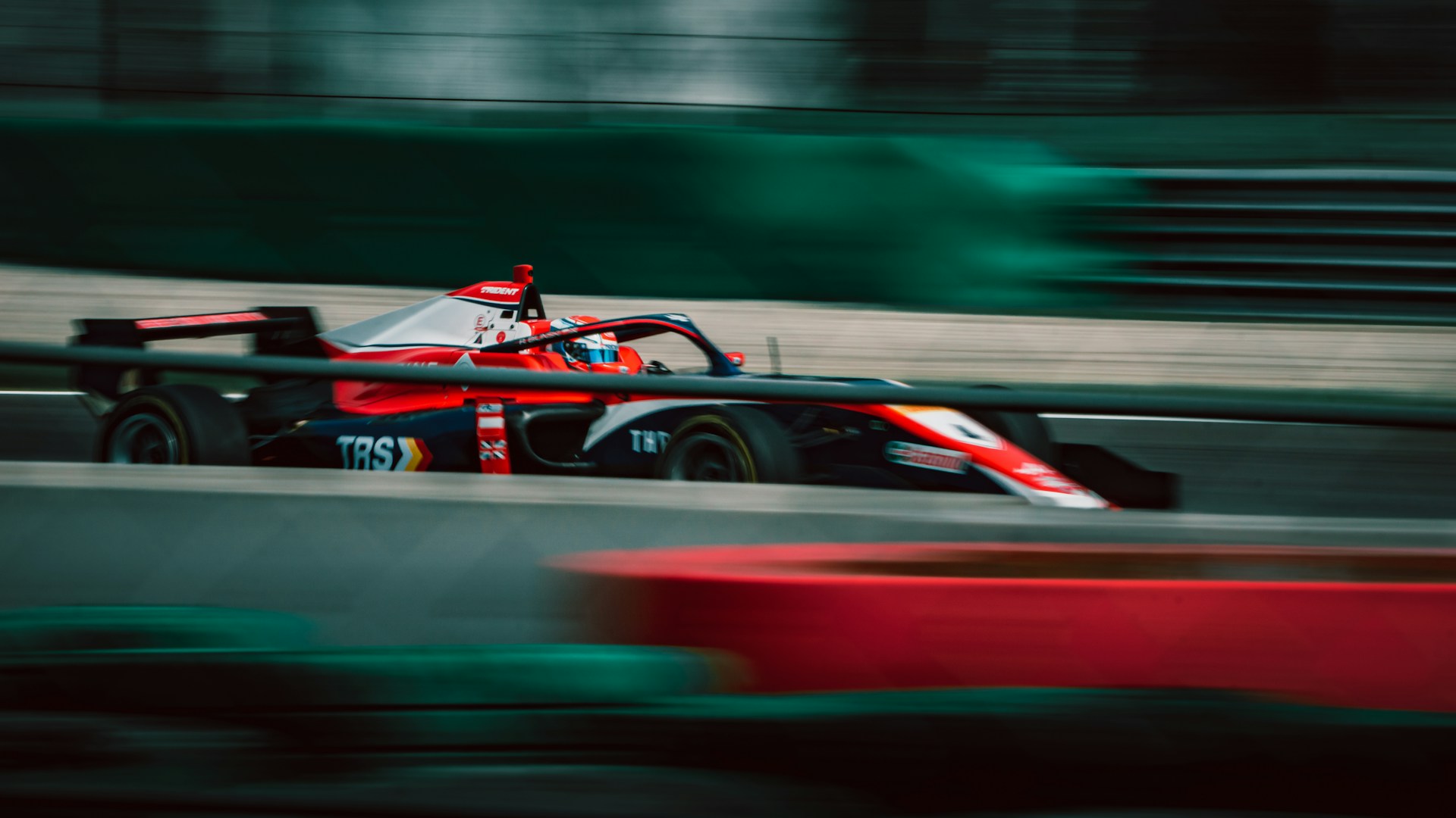 F1 2026: Kompletný Guide – Program, jazdci, tímy a všetko čo potrebujete vedieť